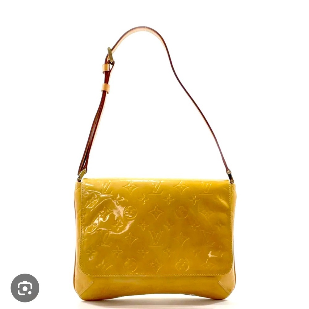 Louis Vuitton Vernis Shoulder bag. Authentic Good CONDITION